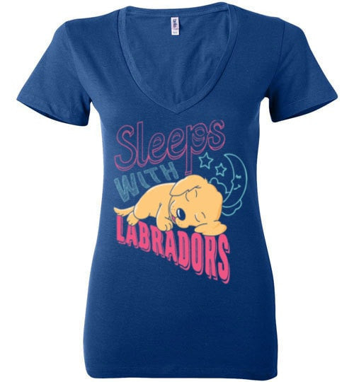 SLEEPS WITH LABRADORS